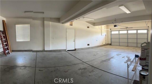 Building Photo - 14336 Saline Dr