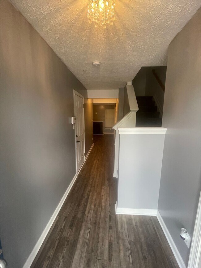 Building Photo - 519 Twinleaf Dr