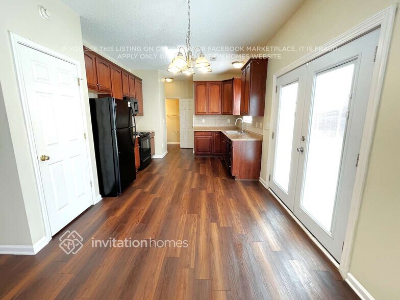 Building Photo - 3811 Cameron Creek Dr