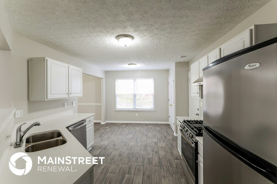 Building Photo - 494 Arbor Ridge Dr