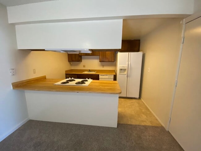 Building Photo - 8073002/65