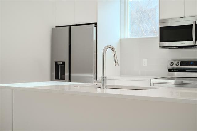 Building Photo - 6012 Hudson St