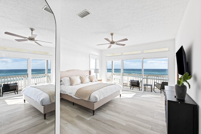 Building Photo - Newly Renovated Beach Front Four Bedroom Home