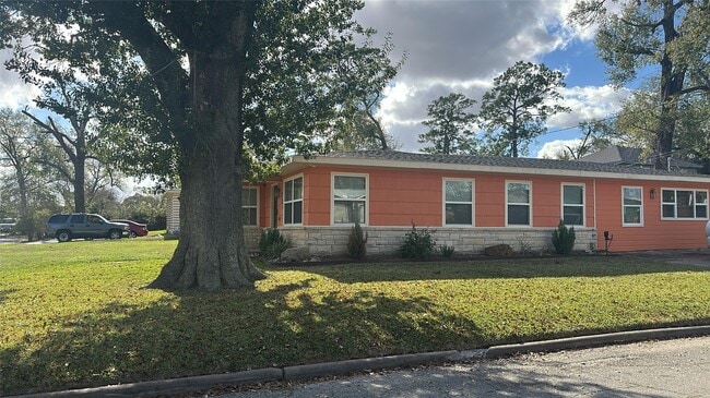 Building Photo - 5602 Tallow Ln