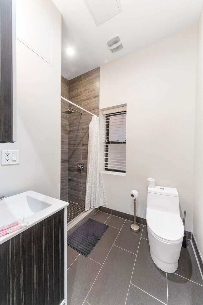 Building Photo - 30 NY-25