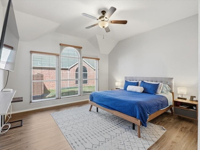 Building Photo - 1316 Pelham Ln