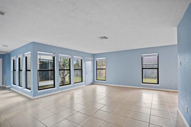 Building Photo - 2846 Mayflower Landing Ct