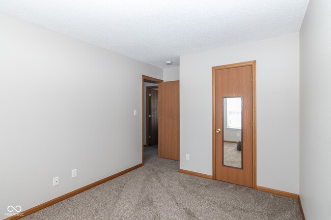 Building Photo - 2816 Fieldstone Ct