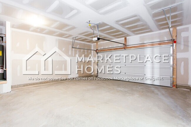 Building Photo - 144 Bandimere Pkwy