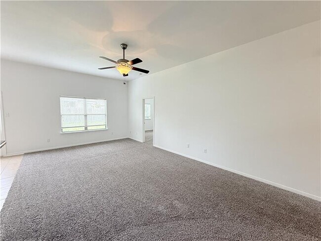 Building Photo - 531 Parkfield Ln