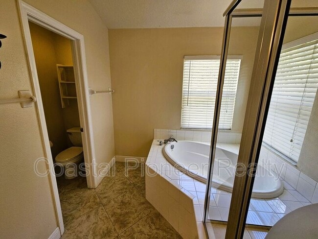 Building Photo - 19317 Seacove Dr