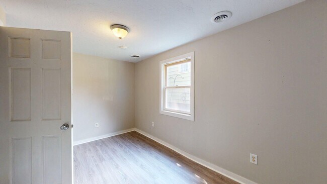 Building Photo - 7023 Clark Ave