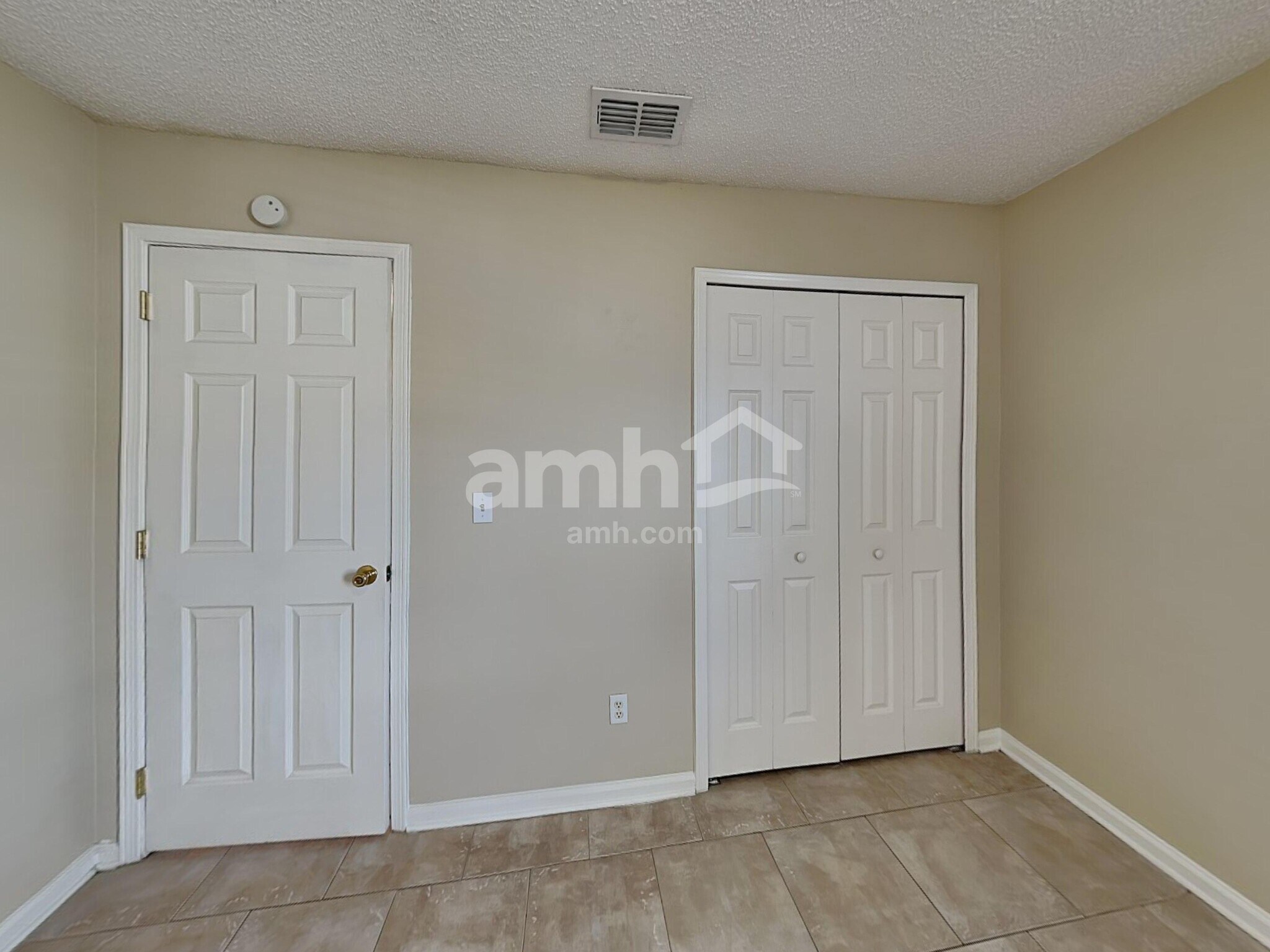 Building Photo - 3154 Fox Squirrel Dr