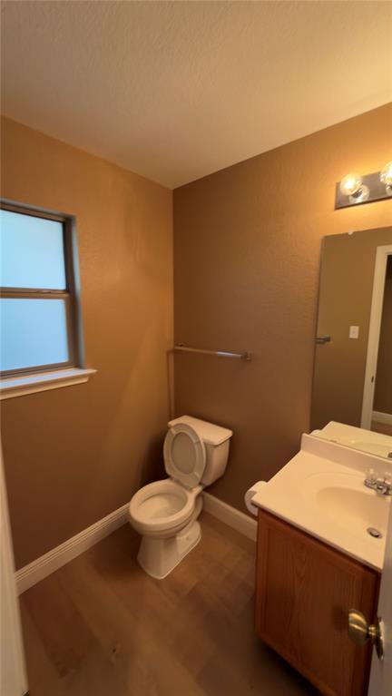 Building Photo - 2318 McCook Dr