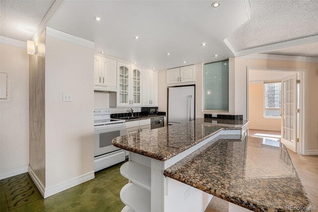 Building Photo - 1020 15th St