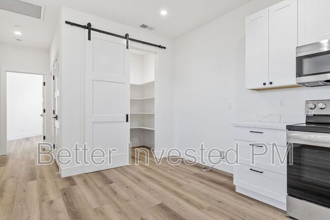 Building Photo - 2014 Eagle Ct