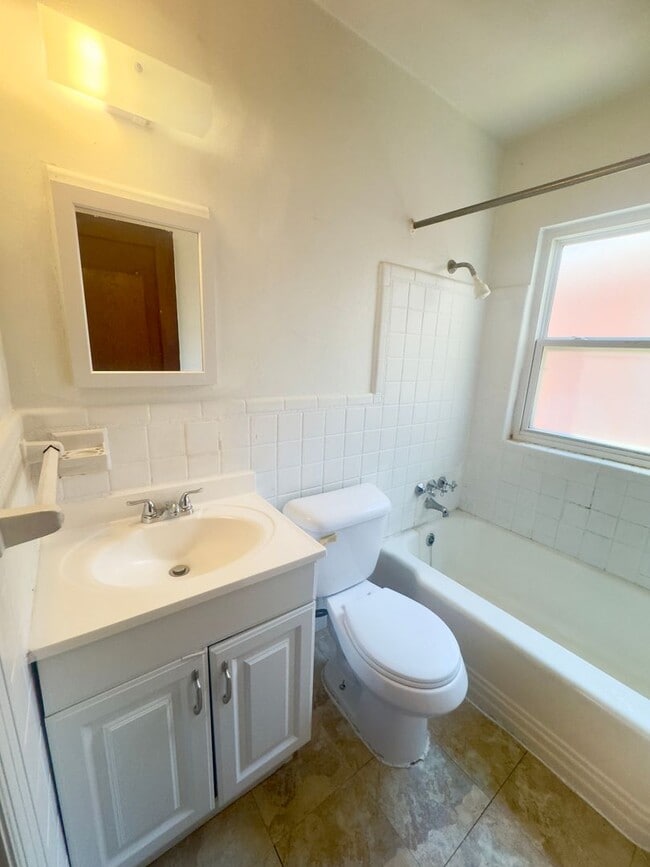 Building Photo - SECTION 8 IS GLADLY ACCEPTED 3 Bed 1.5 Bath With 2 Car Detached Garage