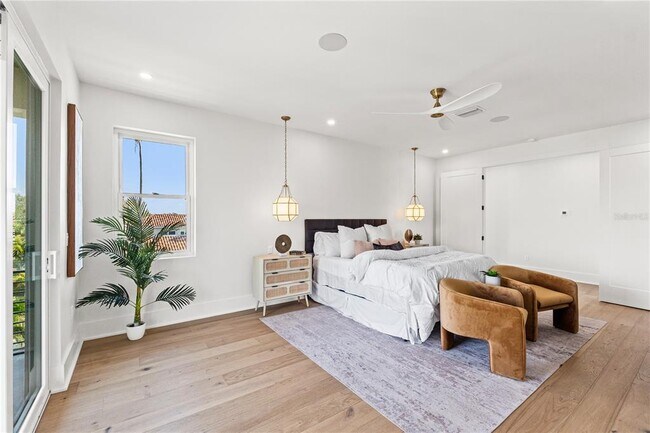 Building Photo - 531 Danube Ave