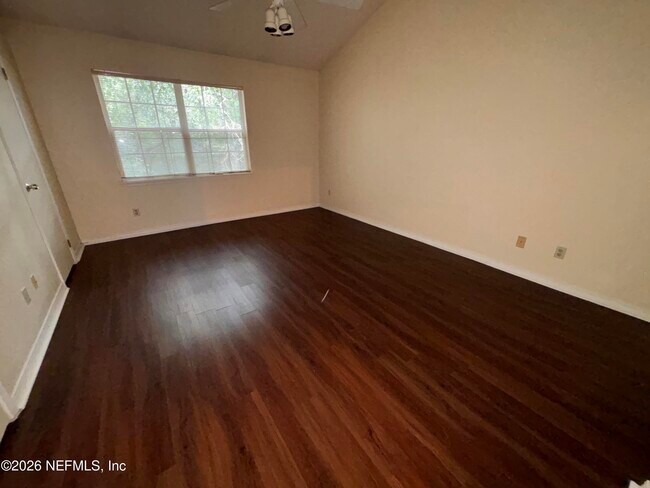 Building Photo - 8531 Sturbridge Cir W