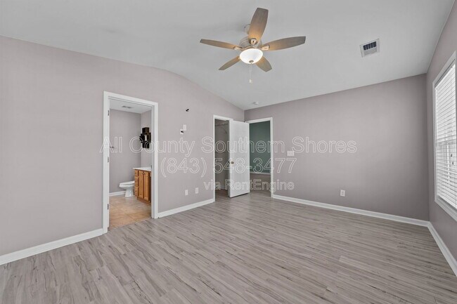 Building Photo - 359 Vesta Dr