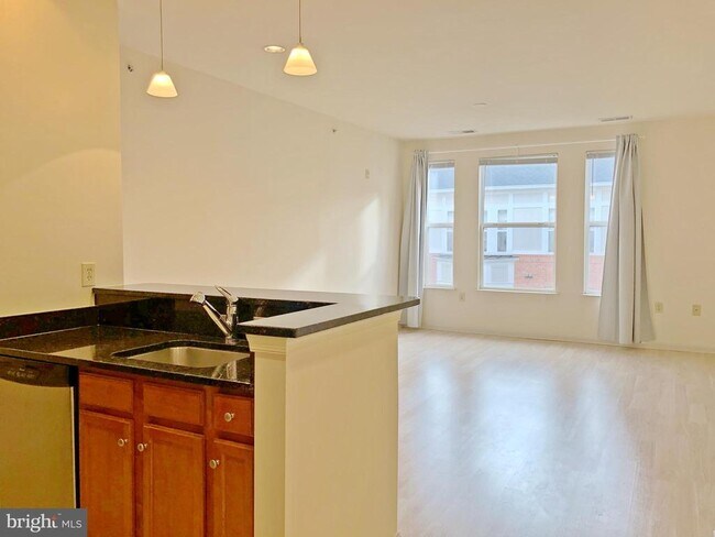 Building Photo - 2665 Prosperity Ave