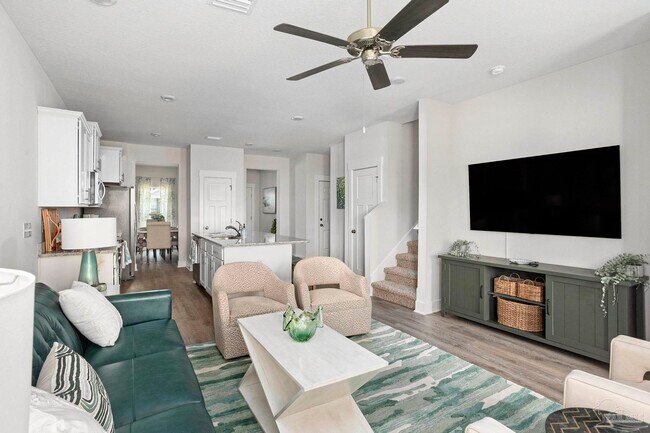 Building Photo - 14342 Gardenglen Dr