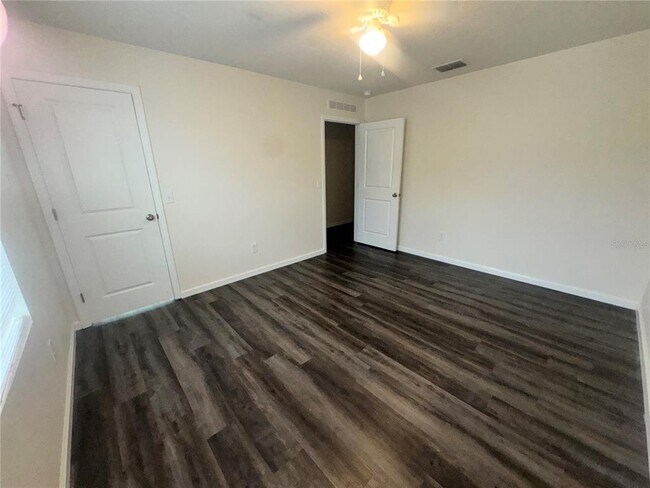 Building Photo - 2257 Litchfield Lp