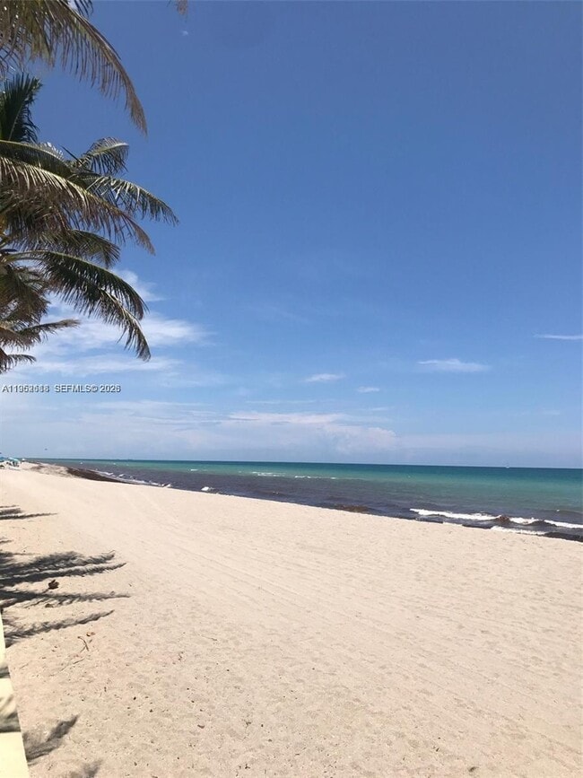 Building Photo - 3001 S Ocean Dr