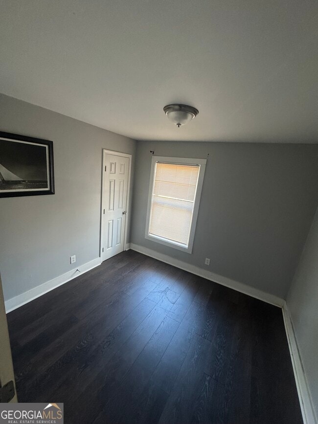 Building Photo - 5205 Heather Ln