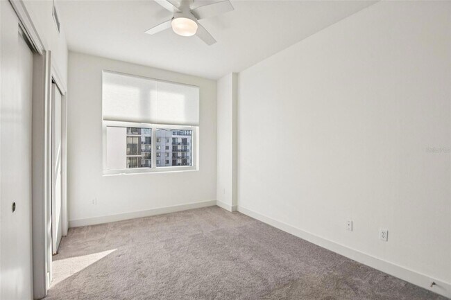 Building Photo - 1208 E Kennedy Blvd