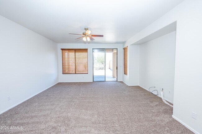 Building Photo - 40930 N Wild West Trail