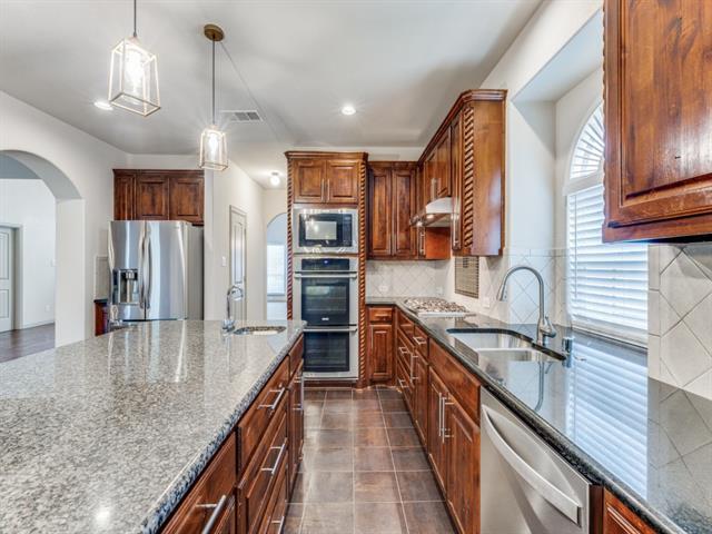 Building Photo - 3545 Bellaire Ct