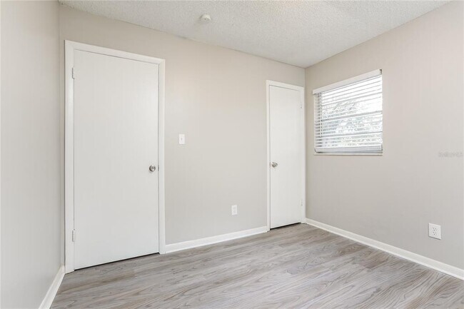 Building Photo - 200 Odham Dr