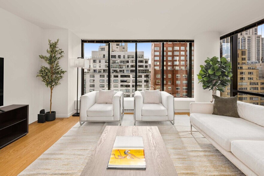 Building Photo - 525 E 72nd St