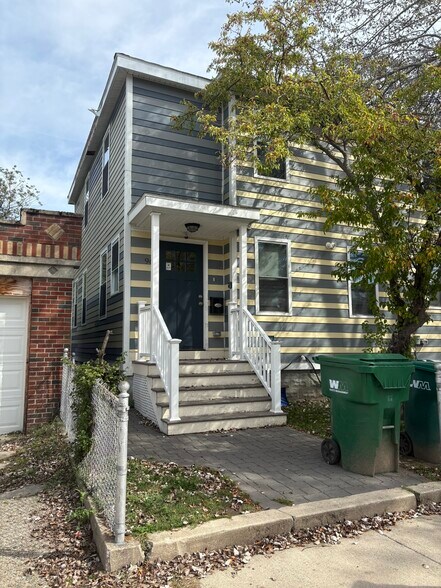 Building Photo - 96 Willis Ave