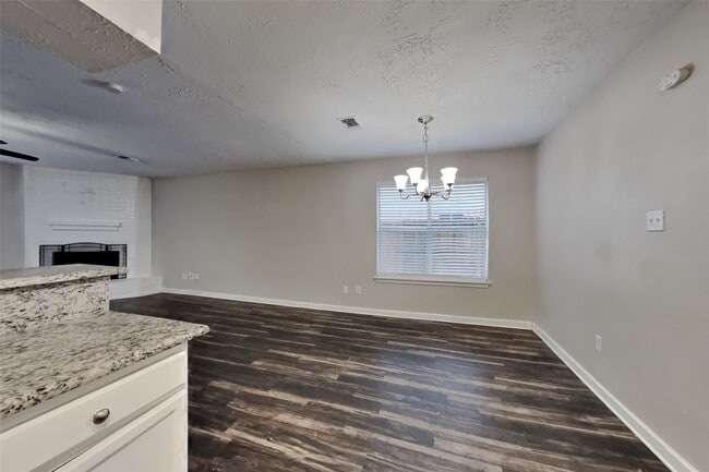 Building Photo - 11915 Fork Creek Dr