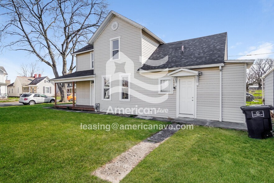 Building Photo - 602 King St