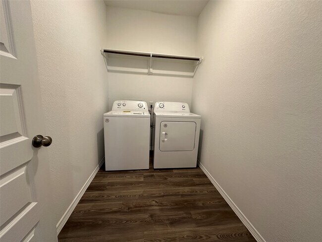 Building Photo - 25628 Microstar Wy