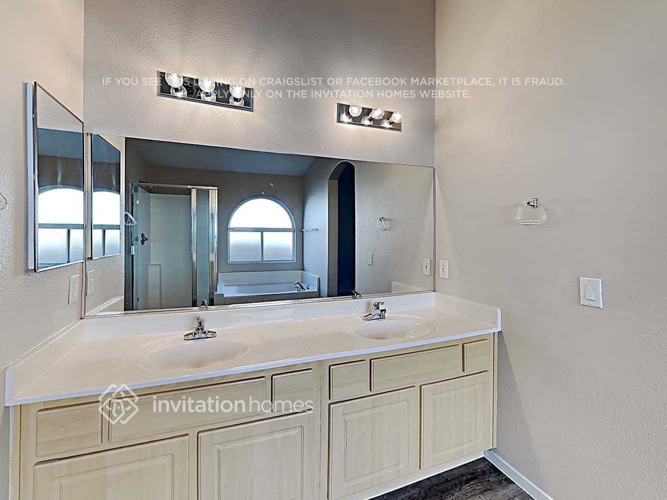 Building Photo - 3804 W Ricebird Way