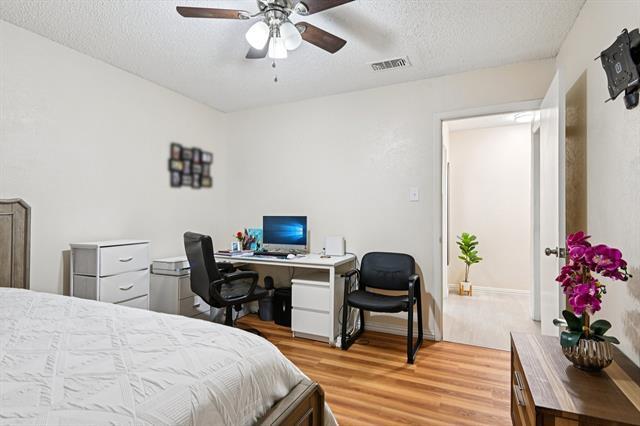 Building Photo - 2106 Avalon Ln