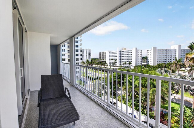 Building Photo - 3211 S Ocean Blvd