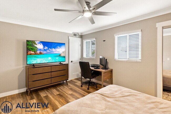Building Photo - Highly Upgraded, Large Condo in Huntington Beach!