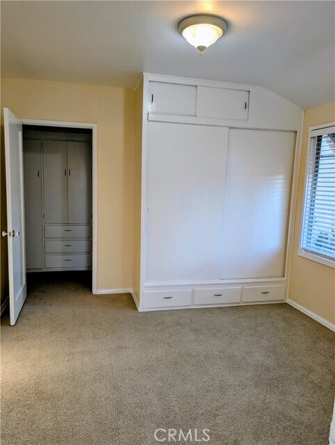 Building Photo - 544 Laurel Ave