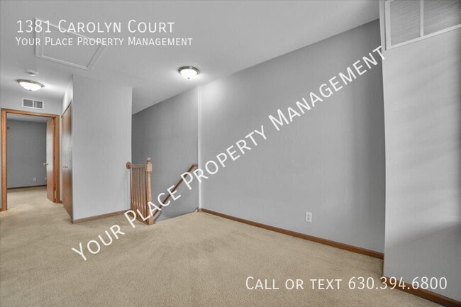 Building Photo - 1381 Carolyn Ct