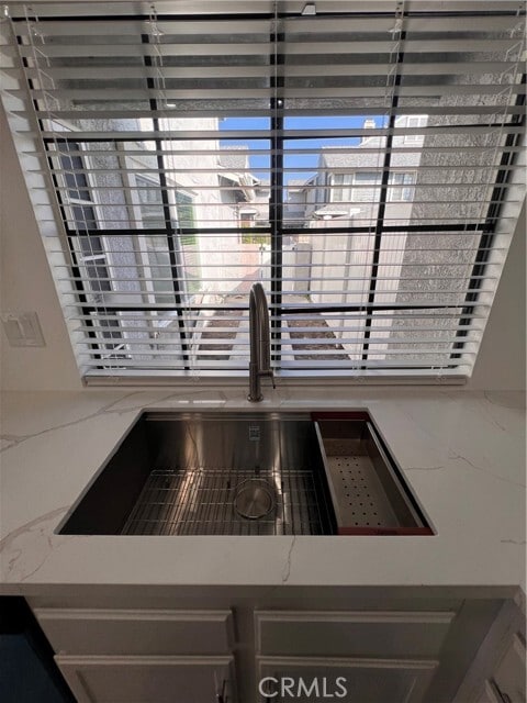 Building Photo - 9244 Ramona St