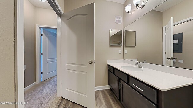 Building Photo - 4959 Key Lime Dr