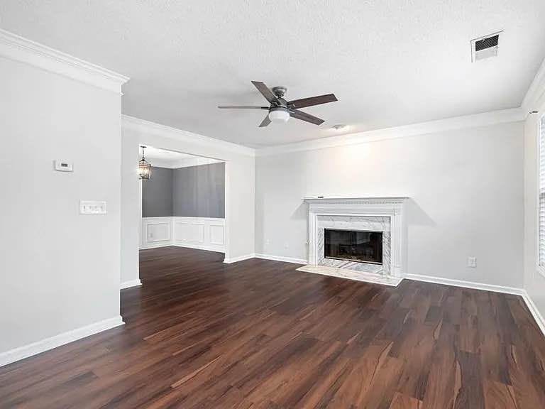 Building Photo - 2785 Northgate Way NW