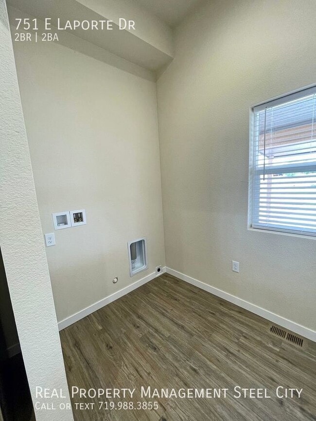 Building Photo - 751 E Laporte Dr
