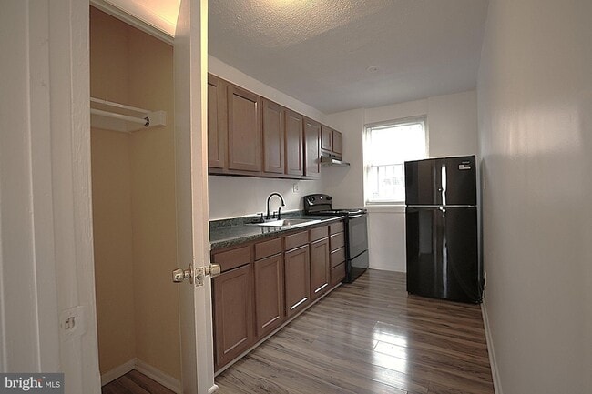 Building Photo - 4329 Halley Ter SE