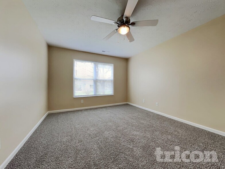 Building Photo - 2522 Swan Sea Dr